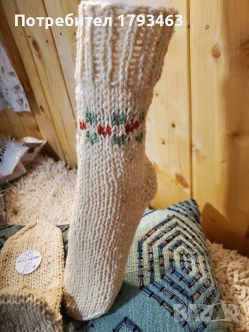 Ръчно плетени дамски чорапи от вълна. Размер 38, снимка 5 - Дамски чорапи - 51169047