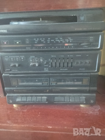 Радиокасетофон ,с две касети, грамофон, две отделни тонколони  "Mekosonik"