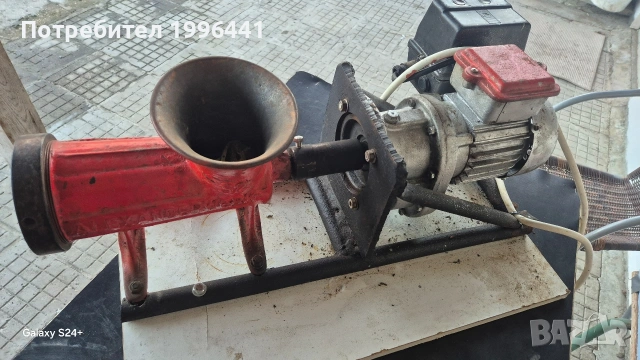 Електрическа машина за мелене на месо., снимка 5 - Други машини и части - 53196331