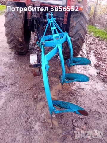 Плуг с три тела в перфектно състояние , снимка 2 - Селскостопанска техника - 52752570