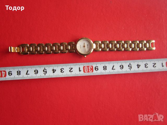 Луксозен позлатен часовник Роданиа Кварц седеф 