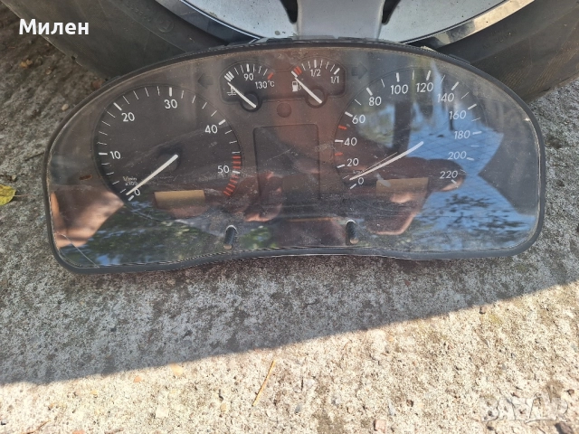 Километражно Табло За Volkswagen B5 1998-2005 Година 1,6 Бензин , снимка 4 - Части - 51708360