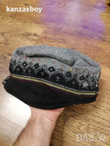 dale of norway - страхотна зимна шапка , снимка 6 - Шапки - 53077782