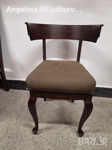 Винтидж стол с извит гръб 