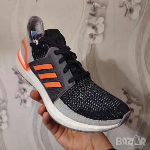 маратонки  Adidas Ultraboost 19 номер  42 2/3, снимка 6 - Маратонки - 36856148