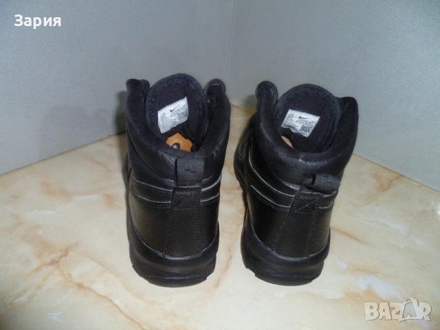 NIKE спортни боти №39, снимка 3 - Дамски боти - 52147835