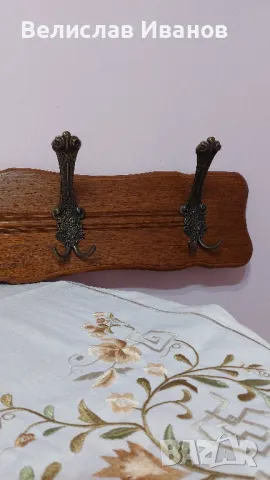 Закачалка за стена от масивно дърво в перфектно състоание., снимка 3 - Закачалки - 47514677