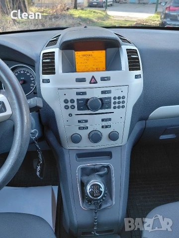 opel zafira 1.7cdti, снимка 15 - Автомобили и джипове - 53204998
