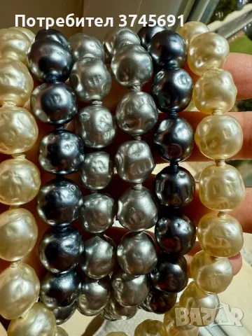 Разкошна перлена огърлица, снимка 3 - Колиета, медальони, синджири - 50217800