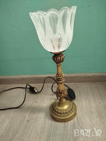 Барокова настолна лампа