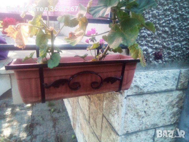 Цветарници и стойки за цветя и саксии, снимка 2 - Саксии и кашпи - 40218663