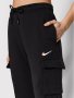 Nike Sportswear  - страхотно дамско долнище , снимка 1 - Спортни екипи - 43780600