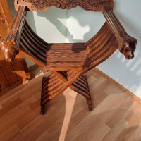 Продавам дървен стар стол тип ножица., снимка 2 - Столове - 44877603