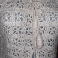 НОВА  ! Дамска жилетка ръчно плетена , снимка 2 - Жилетки - 26926497