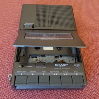 vintage SHARP CE-152 cassete recorder, снимка 4 - Радиокасетофони, транзистори - 32782274