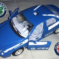 Alfa Romeo 156 Polizia BBURAGO Made in Italy 1:24, снимка 1 - Колекции - 38636986