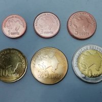 Екзотични монети - 3, снимка 8 - Нумизматика и бонистика - 24549815