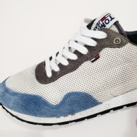 Tommy Hilfiger Оригинални Маратонки Кецове Велур 41.5-42 26.5см, снимка 10 - Маратонки - 40670475