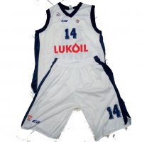 Reebok Баскетболен Екип, снимка 1 - Спортни дрехи, екипи - 26904097