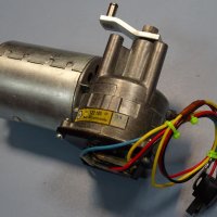 мотор редуктор PAL 443 122 092 071 Front Windscreen Wiper Motor 12VDC, снимка 8 - Резервни части за машини - 37699039