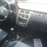 Honda HR-V 1.6i 16V 2002 г., снимка 3 - Автомобили и джипове - 32788386