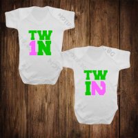 Бебешки бодита за близнаци с щампа TW1N TWI2