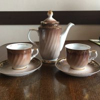 Порцеланов сервиз за кафе с 2 чаши и каничка, снимка 2 - Сервизи - 32438952