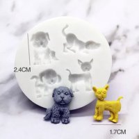 4 малки кучета кученца куче силиконов молд форма фондан , снимка 1 - Форми - 37030820
