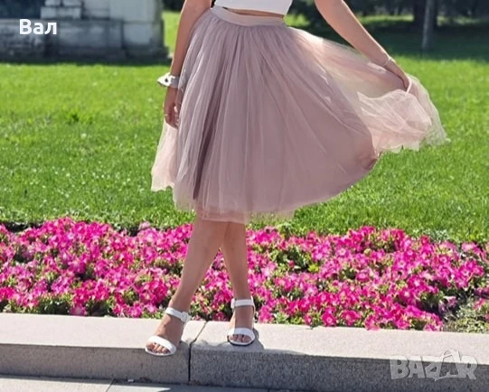 Дамска пола от тюл, снимка 1