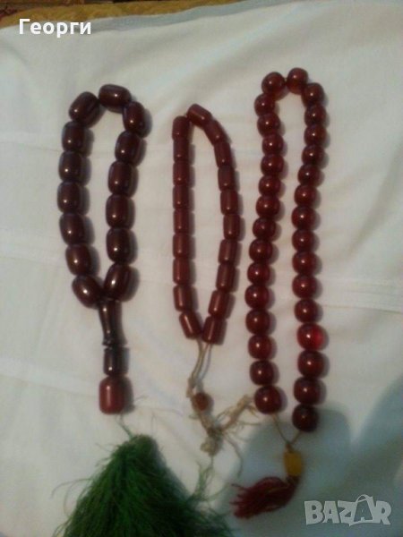 Купувам червени броеници, снимка 1