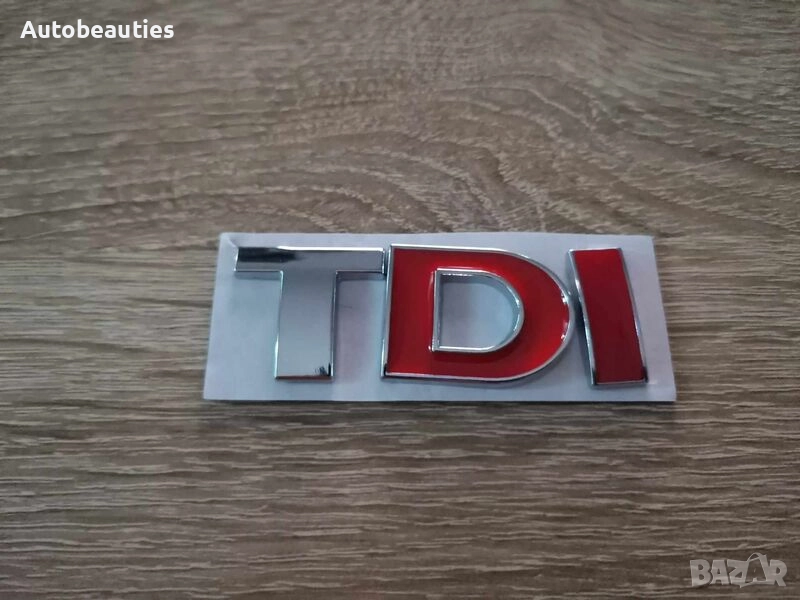 Volkswagen TDI с червено D и I емблема, снимка 1