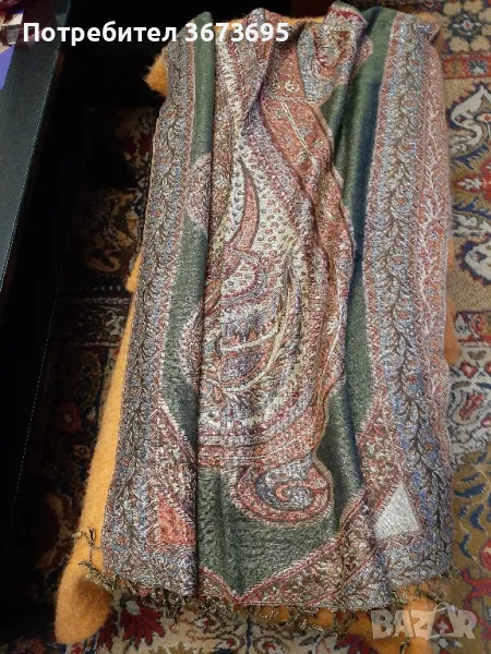 Голям красив нежен шал  от кашмир и сребристи нишки, снимка 1