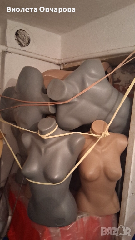 Манекени, снимка 1