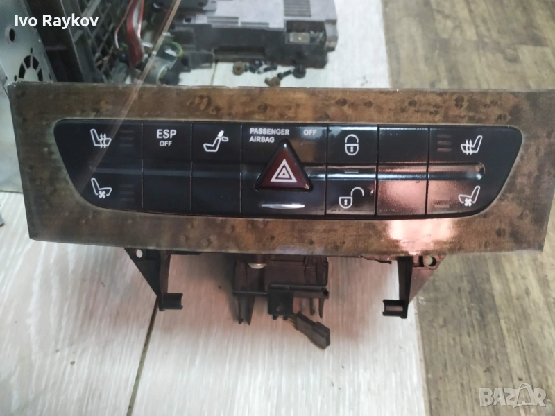 панел бутони за Mercedes E-Class W211, A2116800552 , 211 680 05 52, снимка 1