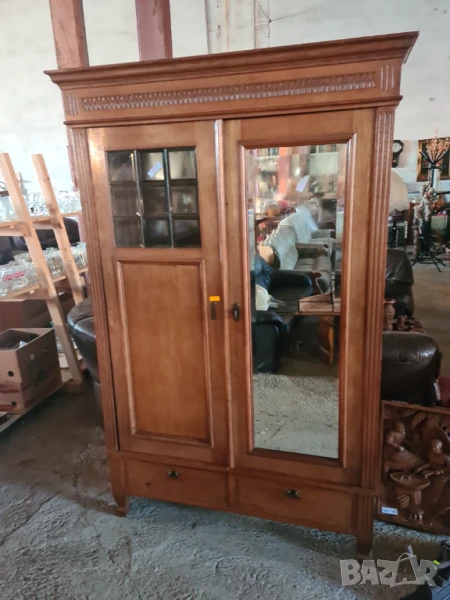 Масивен гардероб внос от Европа, снимка 1