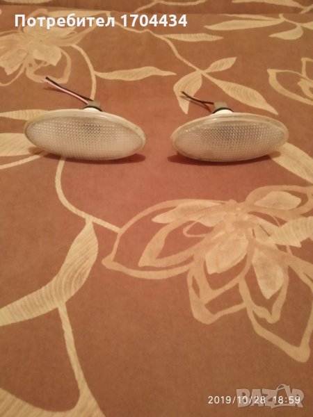 Дачия.Dacia.Оригинални Мигачи във Калниците от Соленца, снимка 1