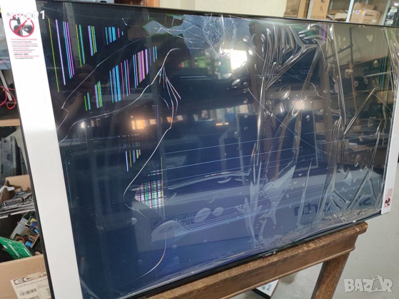 Телевизор Samsung UE50TU8072U На части , снимка 1