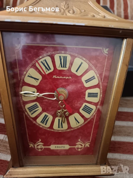 Янтар ретро настолен каминен часовник, снимка 1