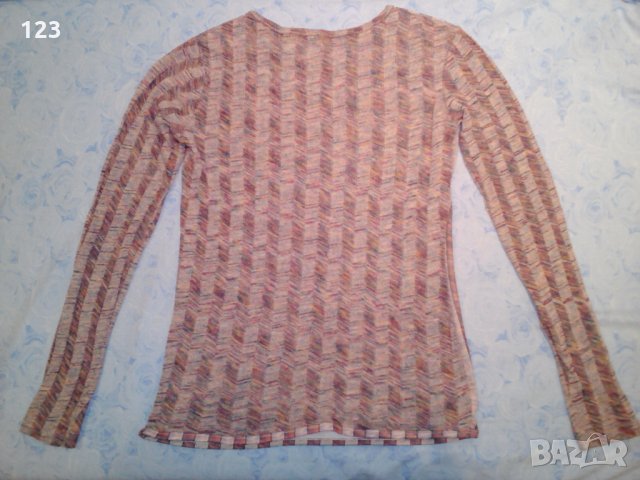 Интересна блуза  с надпис: „Smyling every day of the week”, снимка 3 - Блузи с дълъг ръкав и пуловери - 27454197