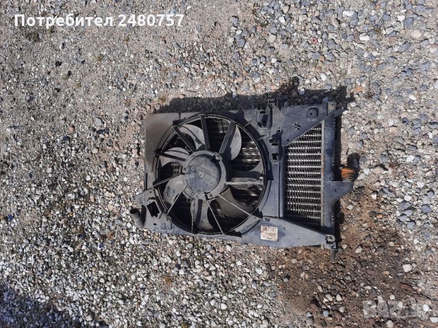 Воден радиатор с вентилационна перка за Дачия Логан, снимка 5 - Части - 32886191