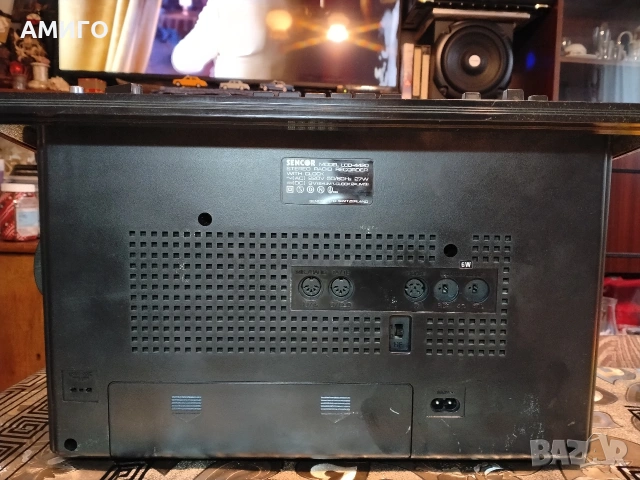продавам радио касетофон Sencor lcd 4420, снимка 2 - Радиокасетофони, транзистори - 53295687