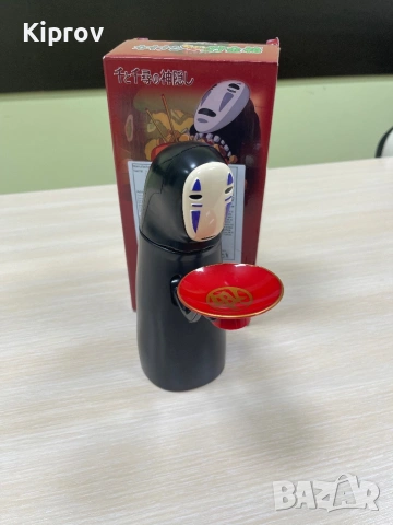 🐷 No Face касичка за монети – Spirited Away – Нова, автоматична с музика, снимка 2 - Фигурки - 53437134