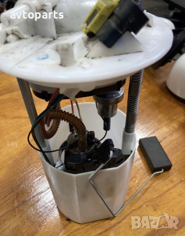Fiat 500 1.2i 2011година Помпа в резервоар