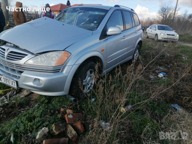 SsangYong Kyron 2.0Xdi (141 кс) 4WD, снимка 2 - Автомобили и джипове - 39615967