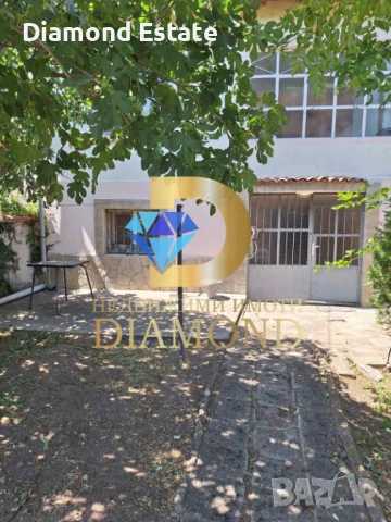 Двуетажна къща в село Добрич, общ. Димитровград, снимка 3 - Къщи - 51204658