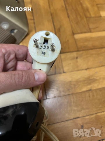 Електрическа самобръсначка , снимка 4 - Електрически самобръсначки - 50509242