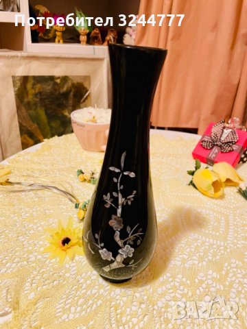 Китайска лакирана ваза със седеф, снимка 1 - Вази - 35027553