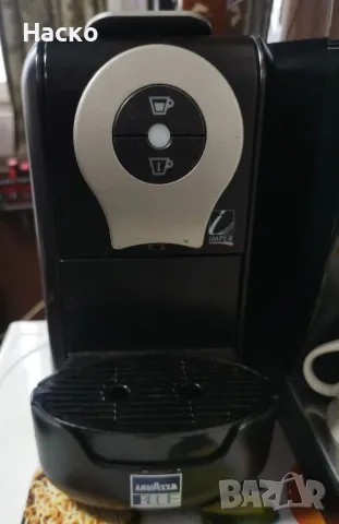 кафемашина Лаваца с капсули, снимка 5 - Кафемашини - 48941159