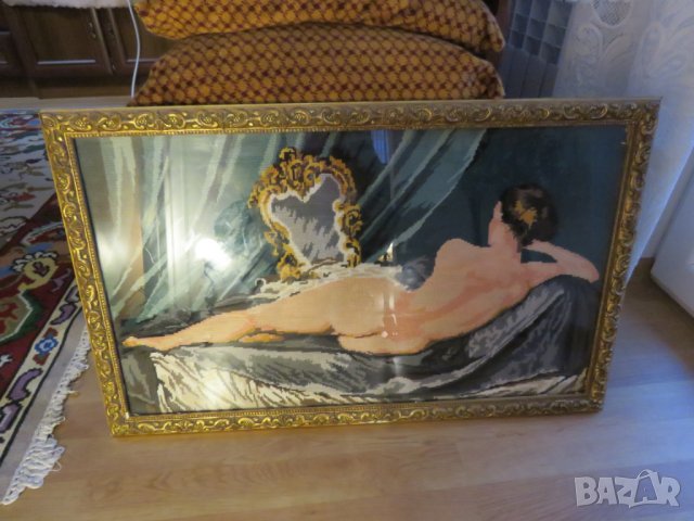 картина, еротика гоблен картина  с красива рамка - Дамата пред огледалото -  18+ , снимка 2 - Декорация за дома - 28206350