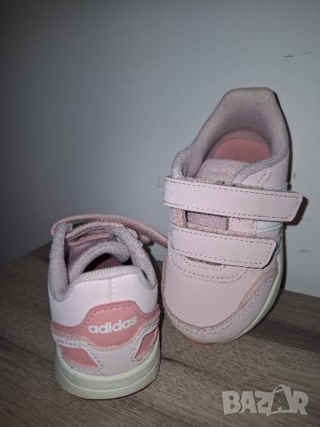 Бебешки кецове/маратонки Адидас, снимка 3 - Бебешки обувки - 43255685